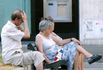 Il servizio viene in aiuto agli anziani in queste calde giornate